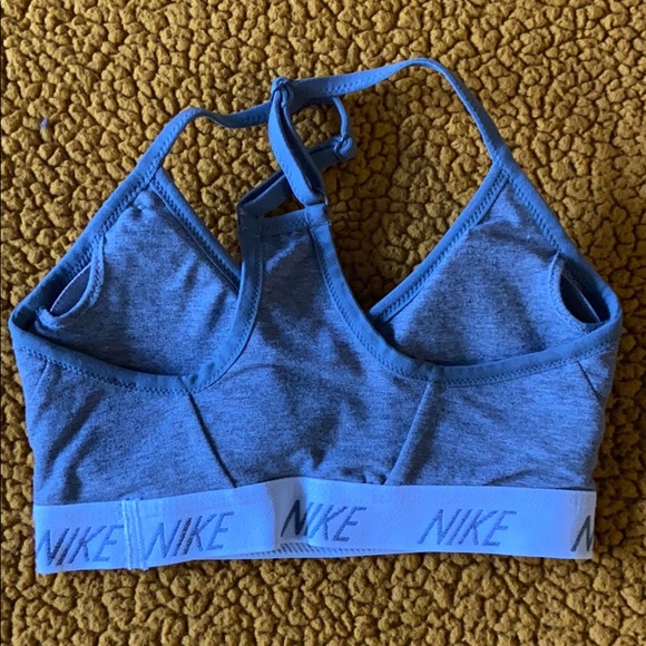 Nike Sportsbras - Picture 5 of 7